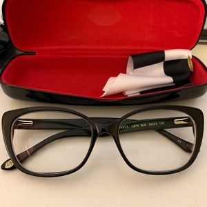 Women’s eyeglasses
